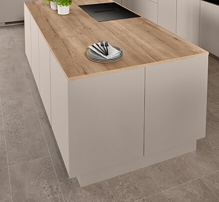 Nobilia-Drehschrank-Furnspin-geschlossen