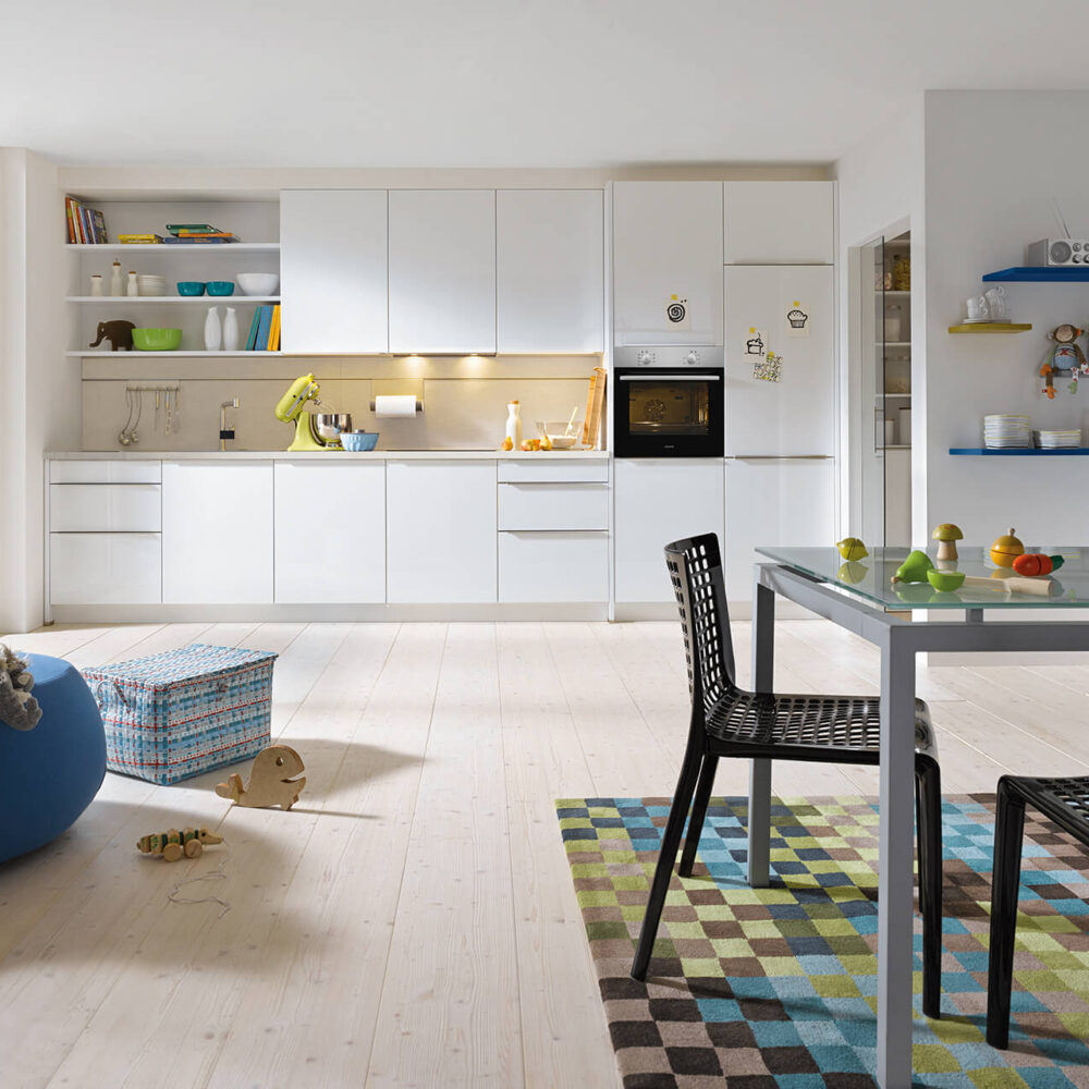 Schüller Küchenzeile Klassischer Stil weiß