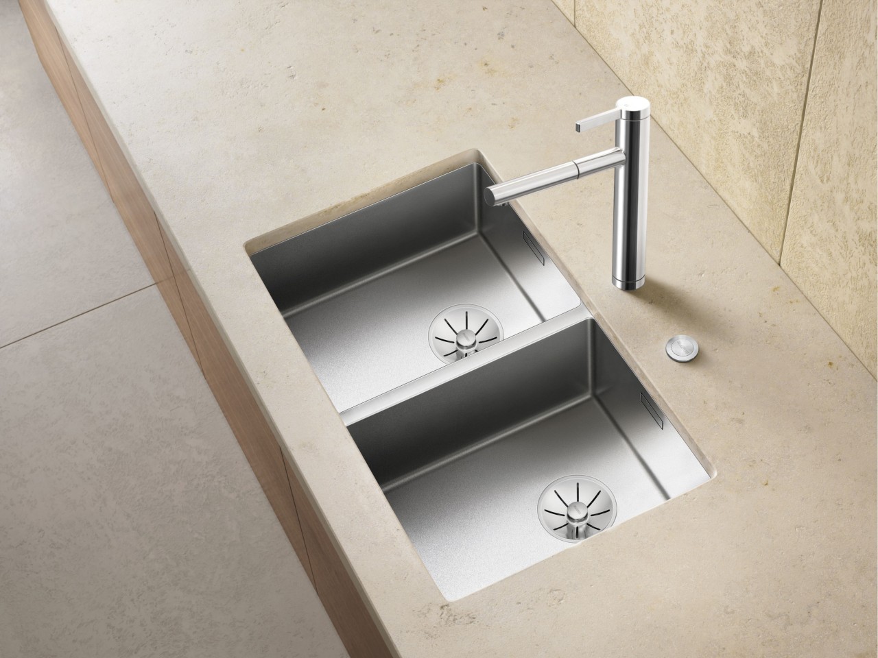 Blanco-Claron-Durinox-Spuele-mit-zwei-Becken