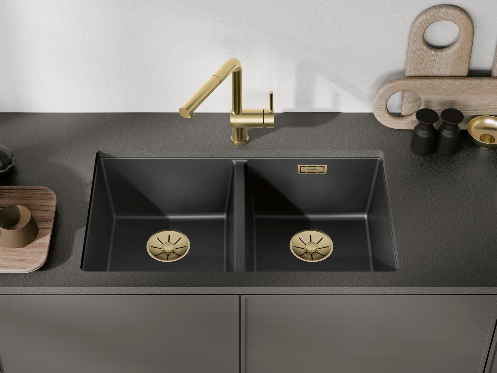 Blanco-Spuele-mit-zwei-Spuelbecken-Schwarz-Gold