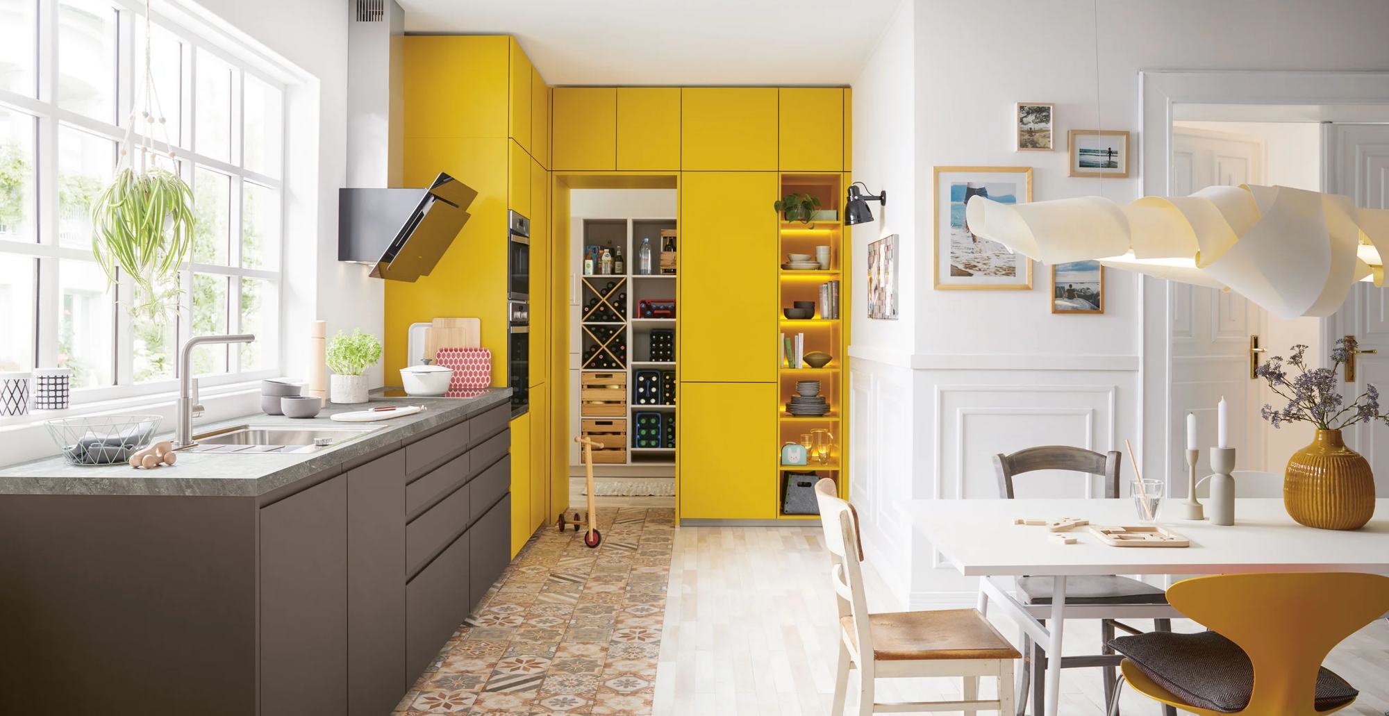 Schüller Küchenzeile Moderner Stil Havannabraun Curry